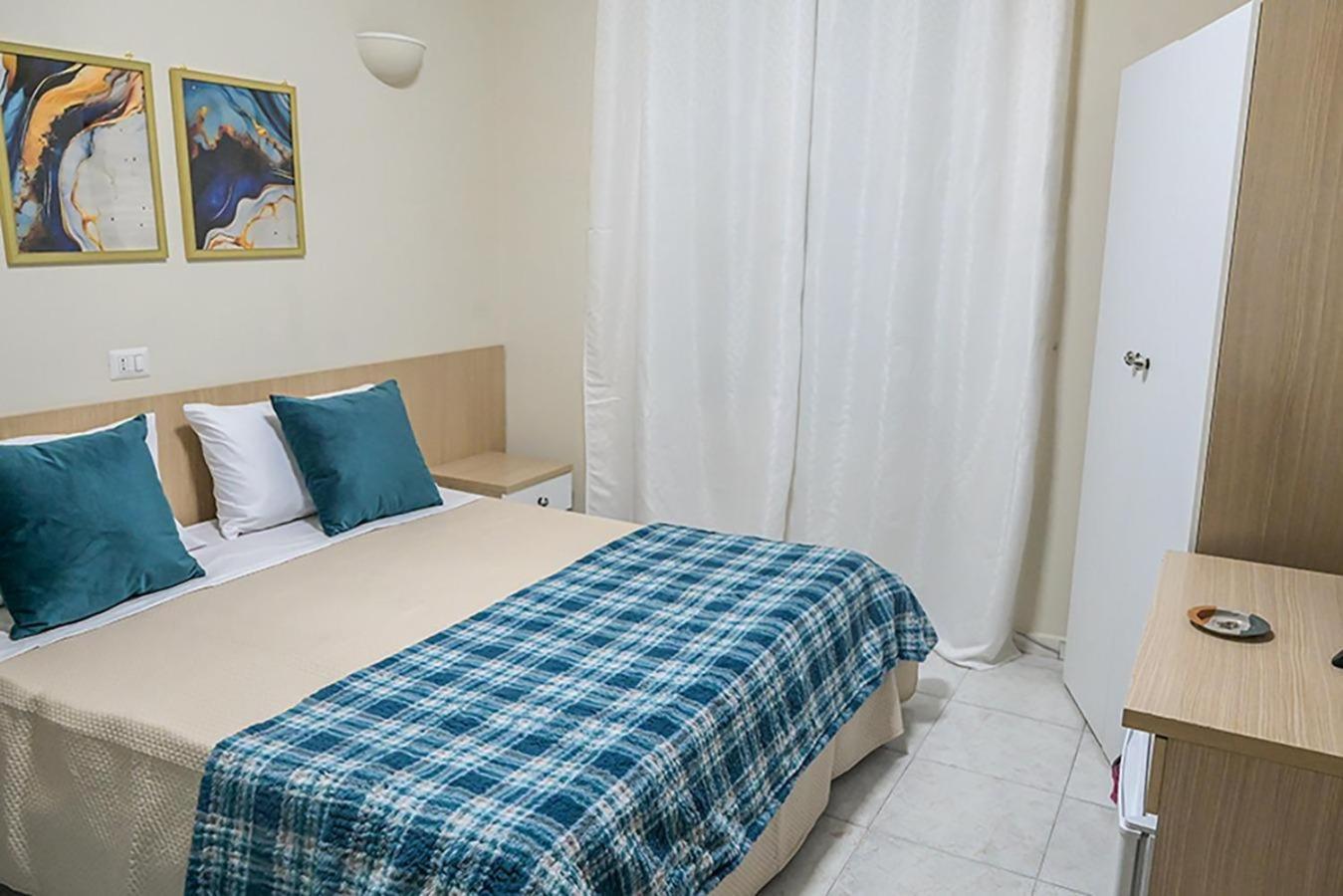 Suisse Hotel Caserta Eksteriør bilde